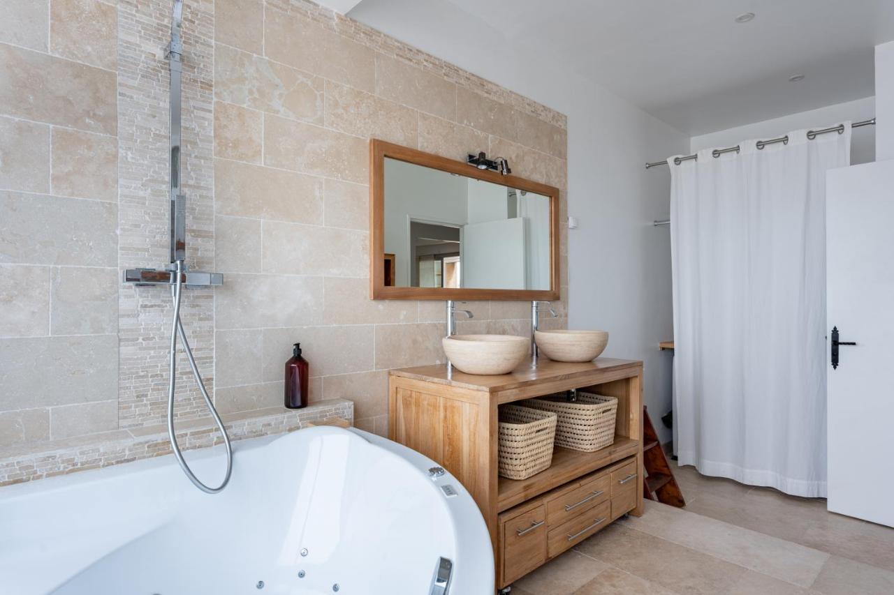 Appartement BLUE BAY - superbe vue sur le Vieux Port à Marseille Extérieur photo