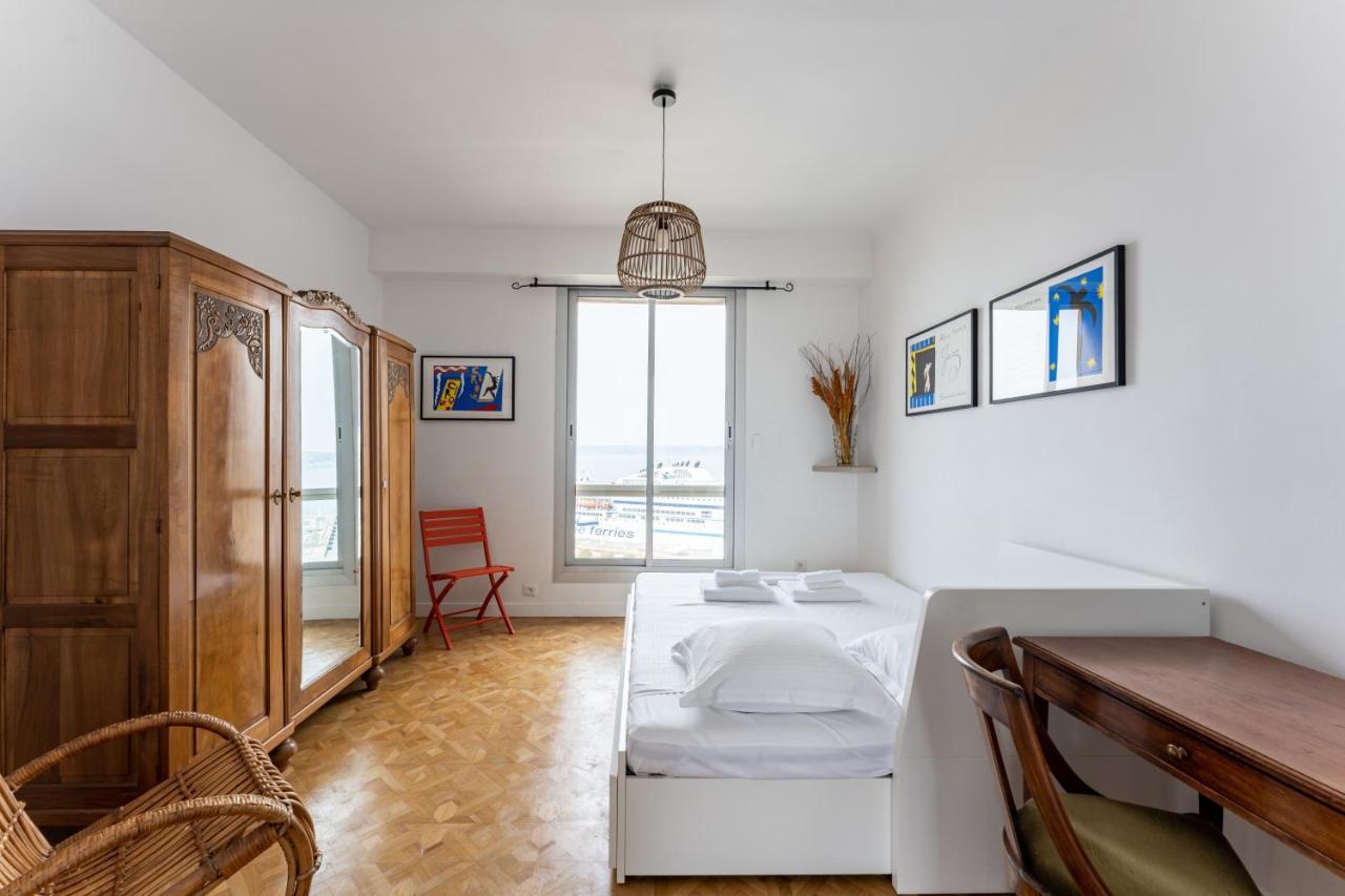 Appartement BLUE BAY - superbe vue sur le Vieux Port à Marseille Extérieur photo